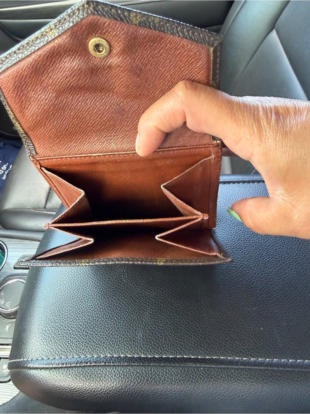 Louis Vuitton Monogram Compact Wallet - Brown - Picture 6 of 8